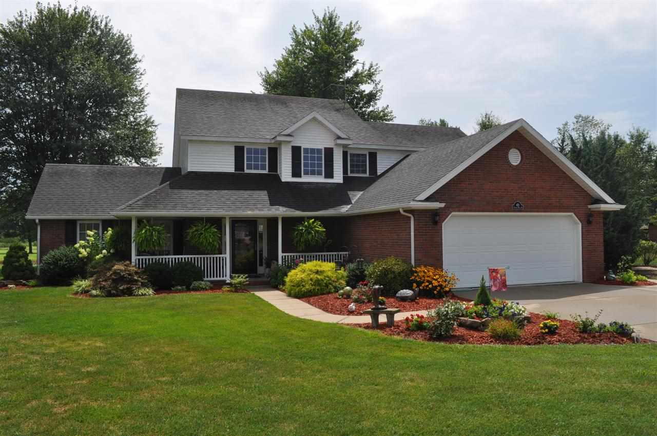 423 E Sleigh Bell Dr, Santa Claus, IN 47579 photo 1