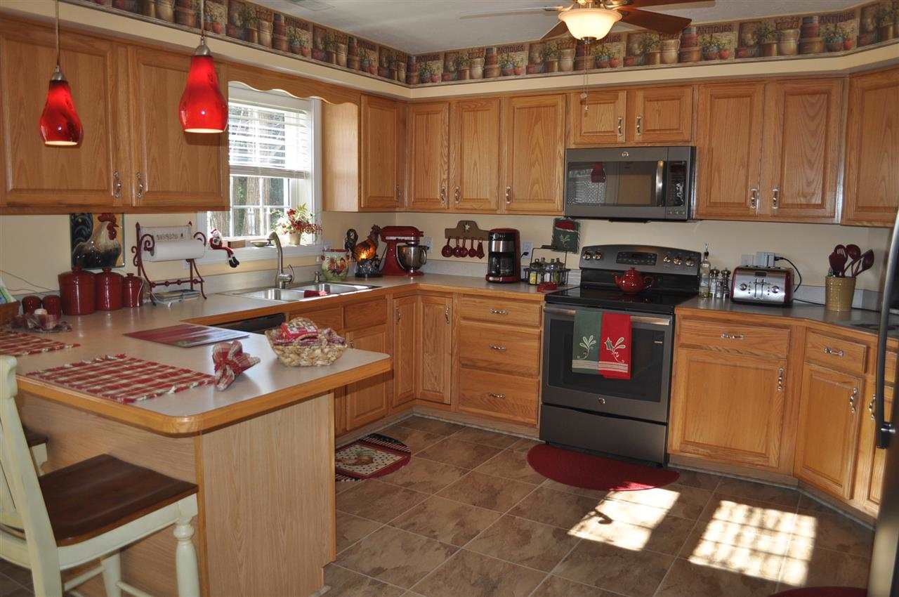 423 E Sleigh Bell Dr, Santa Claus, IN 47579 photo 5