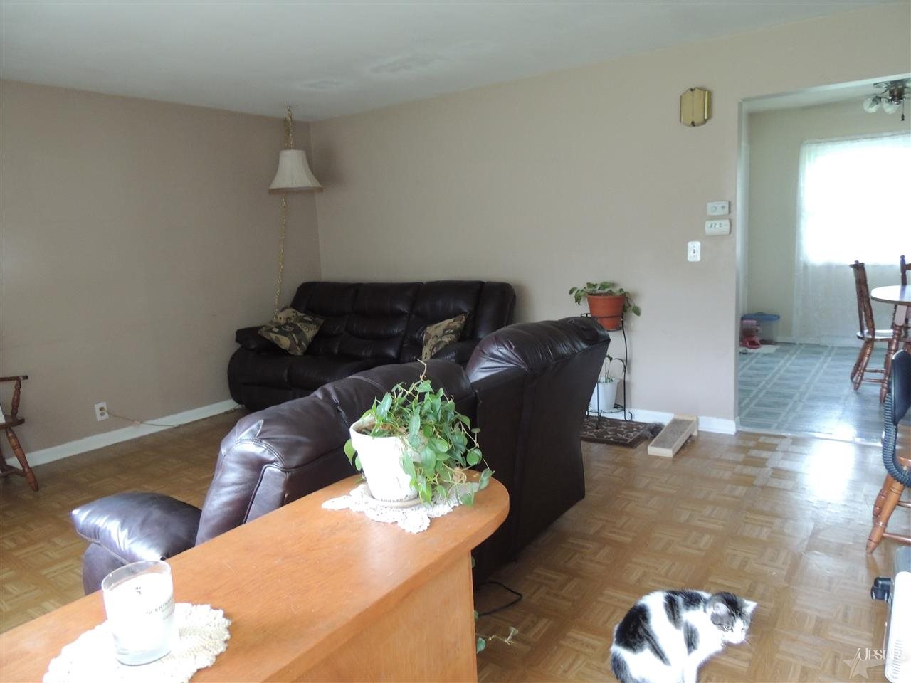 2910 Castle Dr, Fort Wayne, IN 46816 photo 9