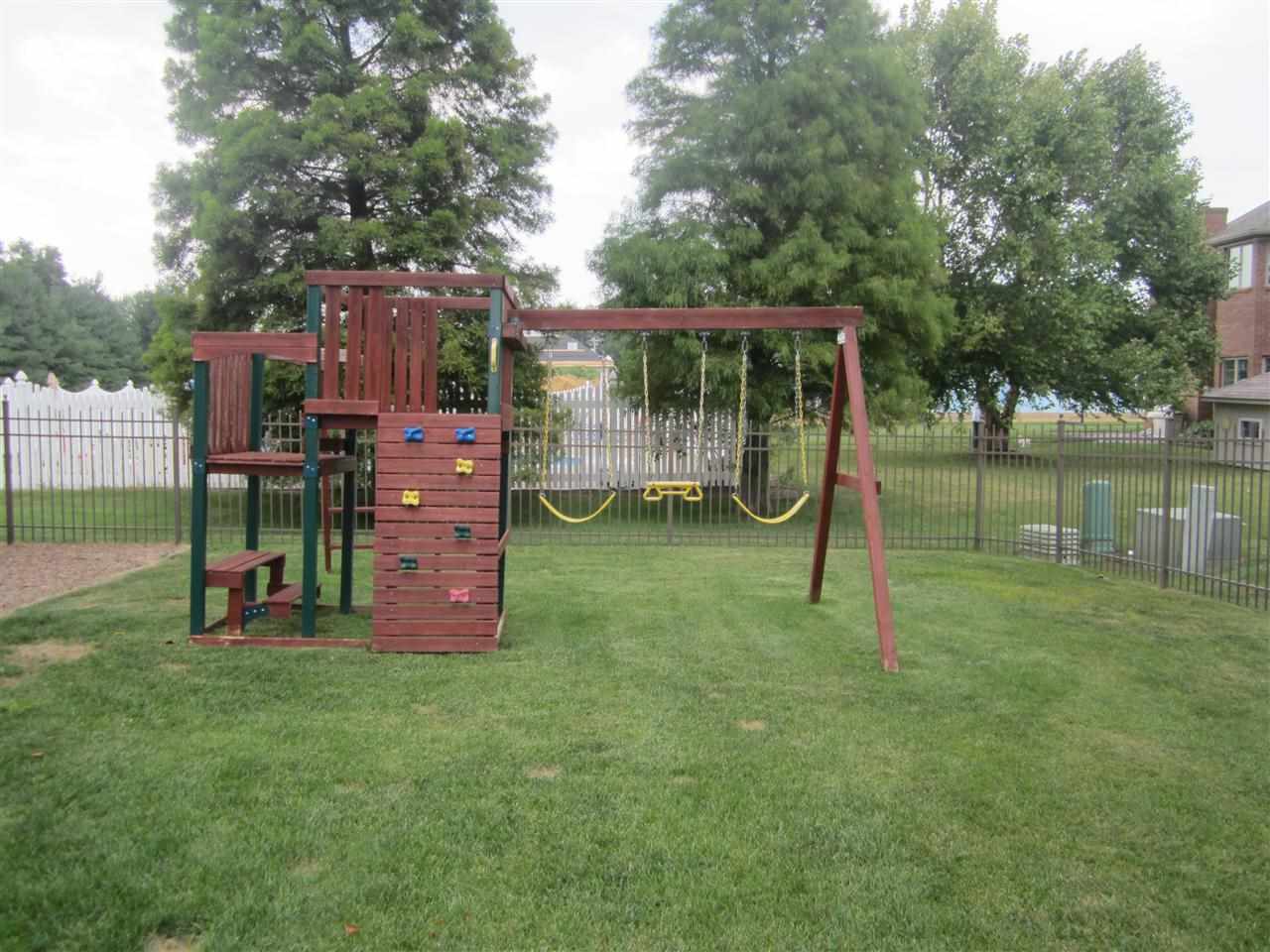 8166 Clearview Dr, Newburgh, IN 47630 photo 23