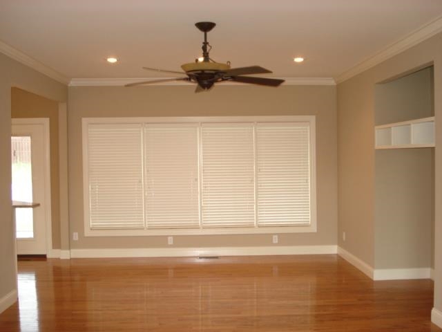 9377 Emily Ct, Newburgh, IN 47630 photo 4