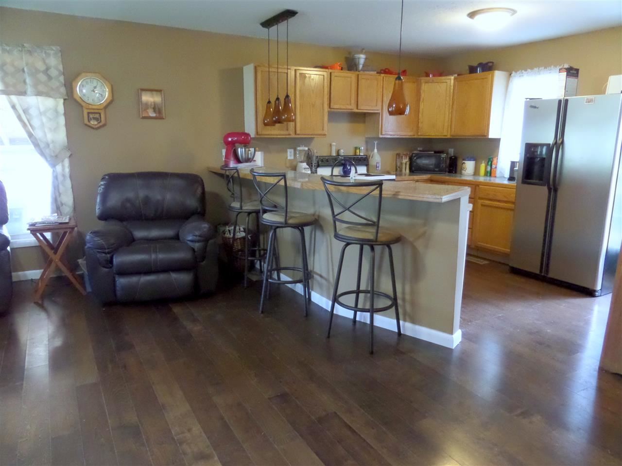 764 Pinhook Rd, Bedford, IN 47421 photo 4