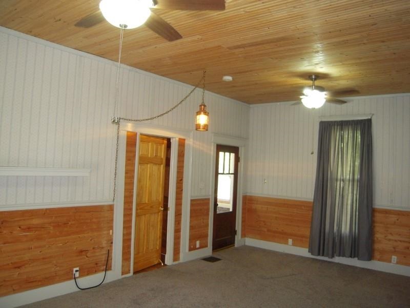 205 Main Ave, Frankfort, IN 46041 photo 4