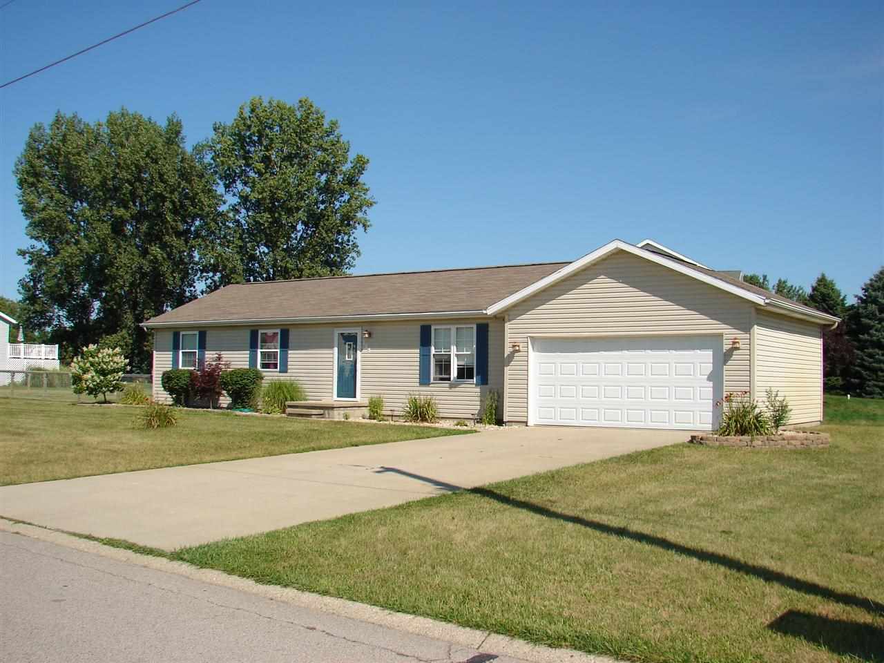 209 Western Dr, Winona Lake, IN 46590 photo 1