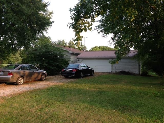 229 W Boone St, Gentryville, IN 47537 photo 2