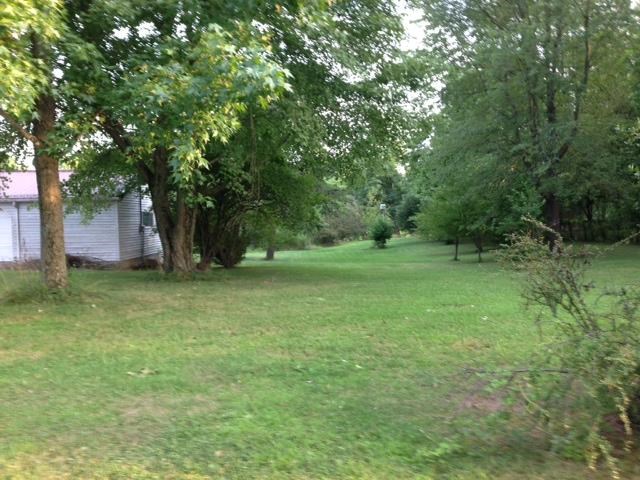 229 W Boone St, Gentryville, IN 47537 photo 4