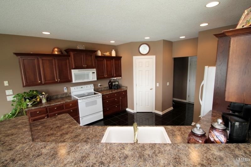 516 Bayspring Dr, Fort Wayne, IN 46814 photo 12