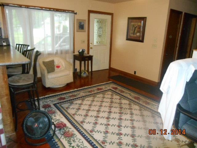 123 W Third St, Fairmount, IN 46928 photo 5