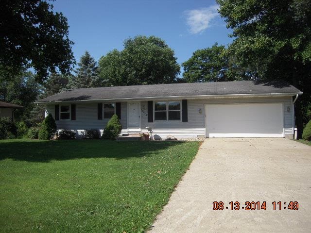 59879 Lynn Dr, Elkhart, IN 46517 photo 1