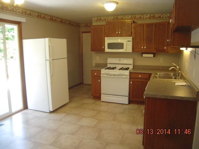 59879 Lynn Dr, Elkhart, IN 46517 photo 3