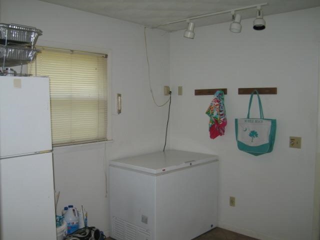 58558 Ardmore Dr, Elkhart, IN 46517 photo 13