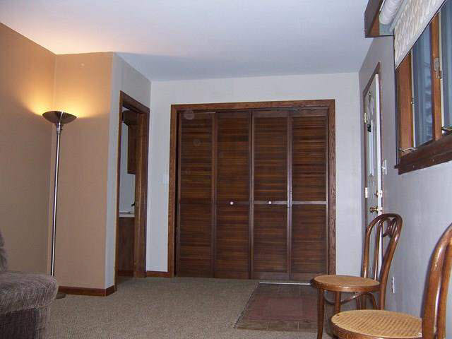 413 S Harrison St, Garrett, IN 46738 photo 2