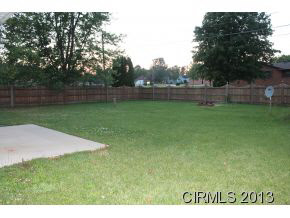 105 E Bragg Ave, Upland, IN 46989 photo 23