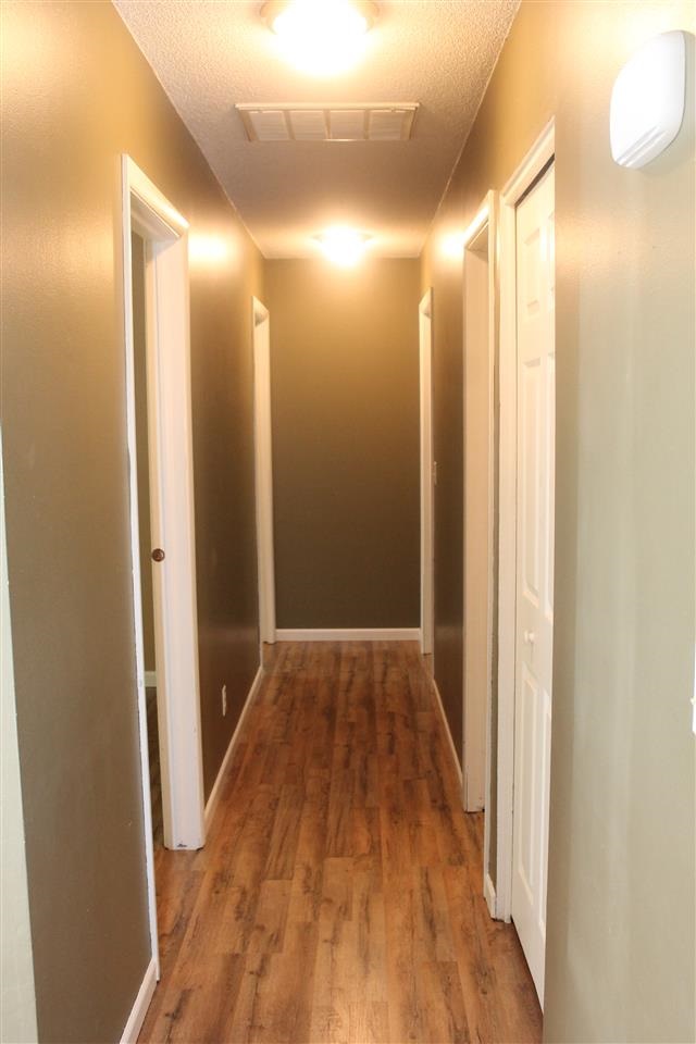 105 E Bragg Ave, Upland, IN 46989 photo 19