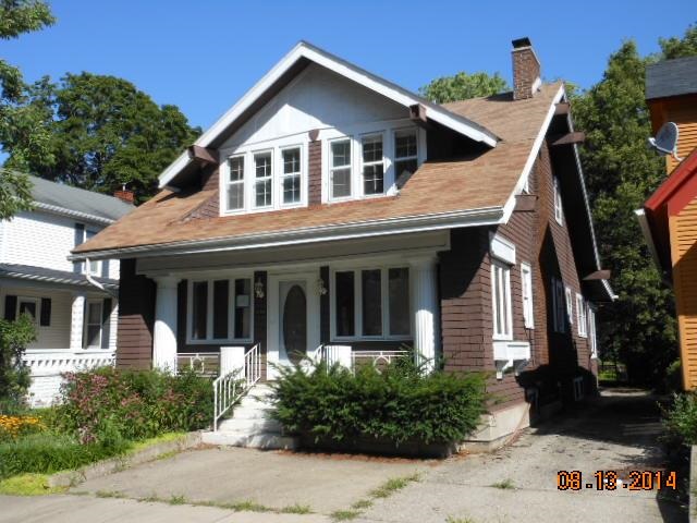 126 Pottawattomi Dr, Elkhart, IN 46516 photo 1
