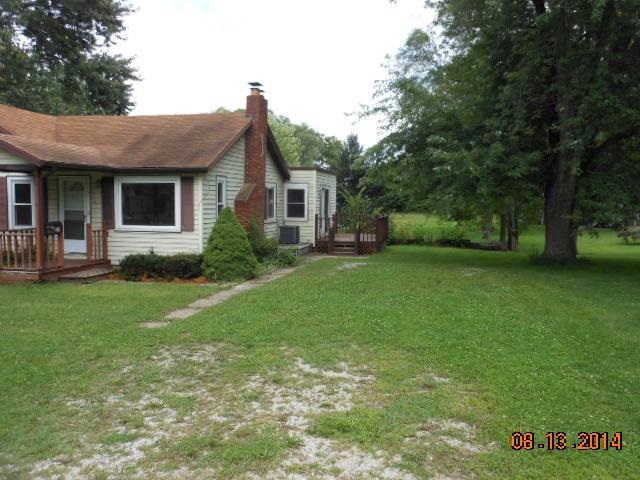 914 Georgia Rd, Goshen, IN 46528 photo 4