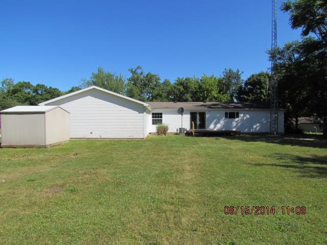 6865 W Cooper Rd, Wabash, IN 46992 photo 2