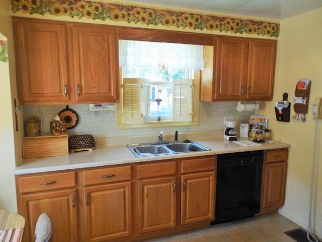 1427 W 5th St, Marion, IN 46953 photo 5