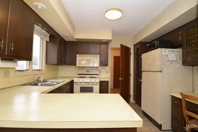 4110 Victoria Dr, Fort Wayne, IN 46815 photo 8
