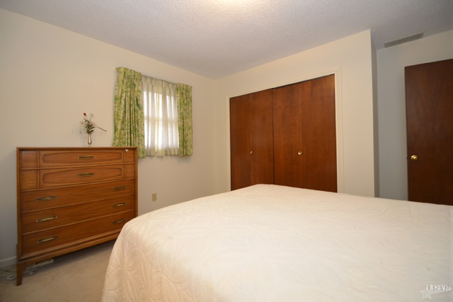 4110 Victoria Dr, Fort Wayne, IN 46815 photo 17