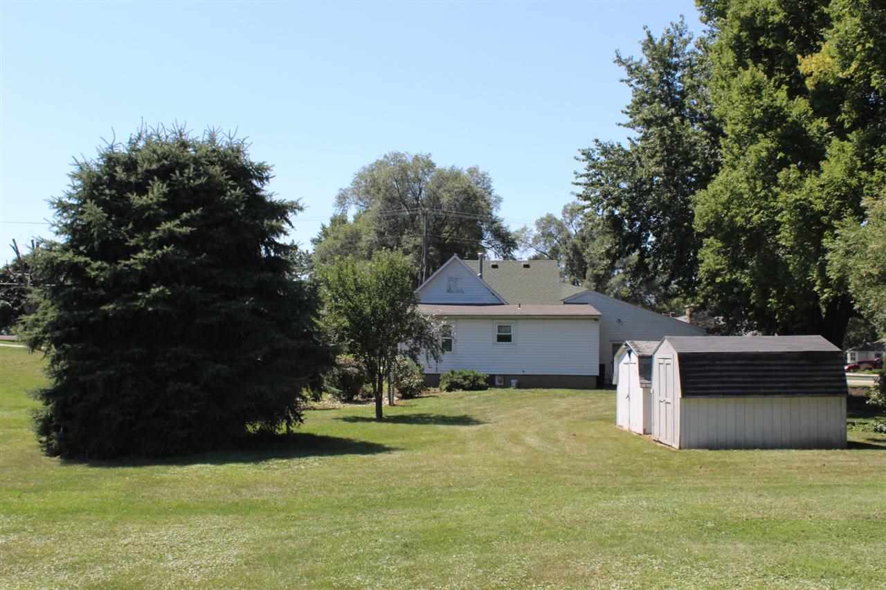 403 N Monroe Ave, Fowler, IN 47944 photo 3