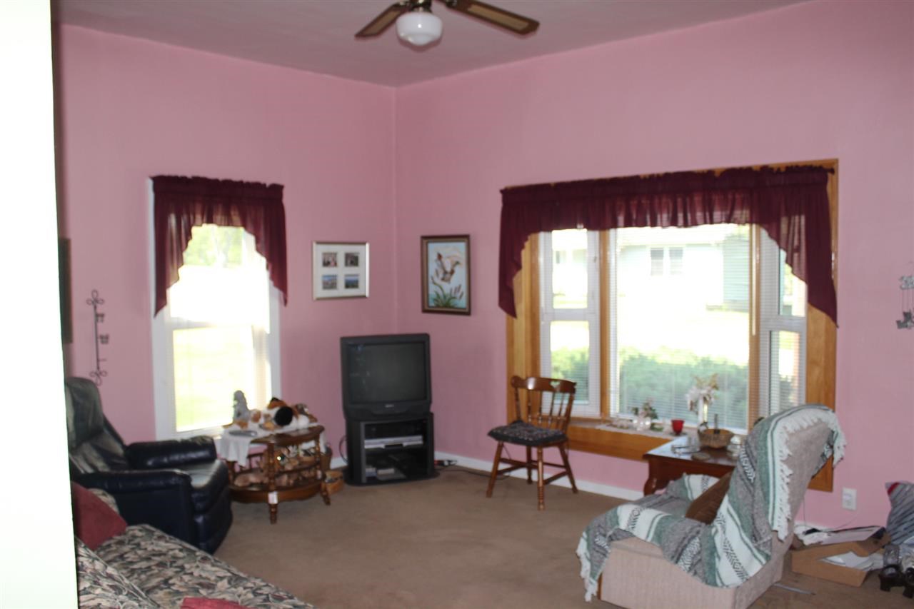 403 N Monroe Ave, Fowler, IN 47944 photo 5