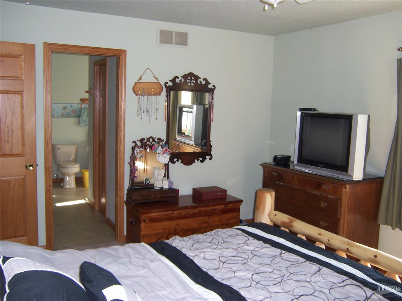 0157 W 045 N, Lagrange, IN 46761 photo 8