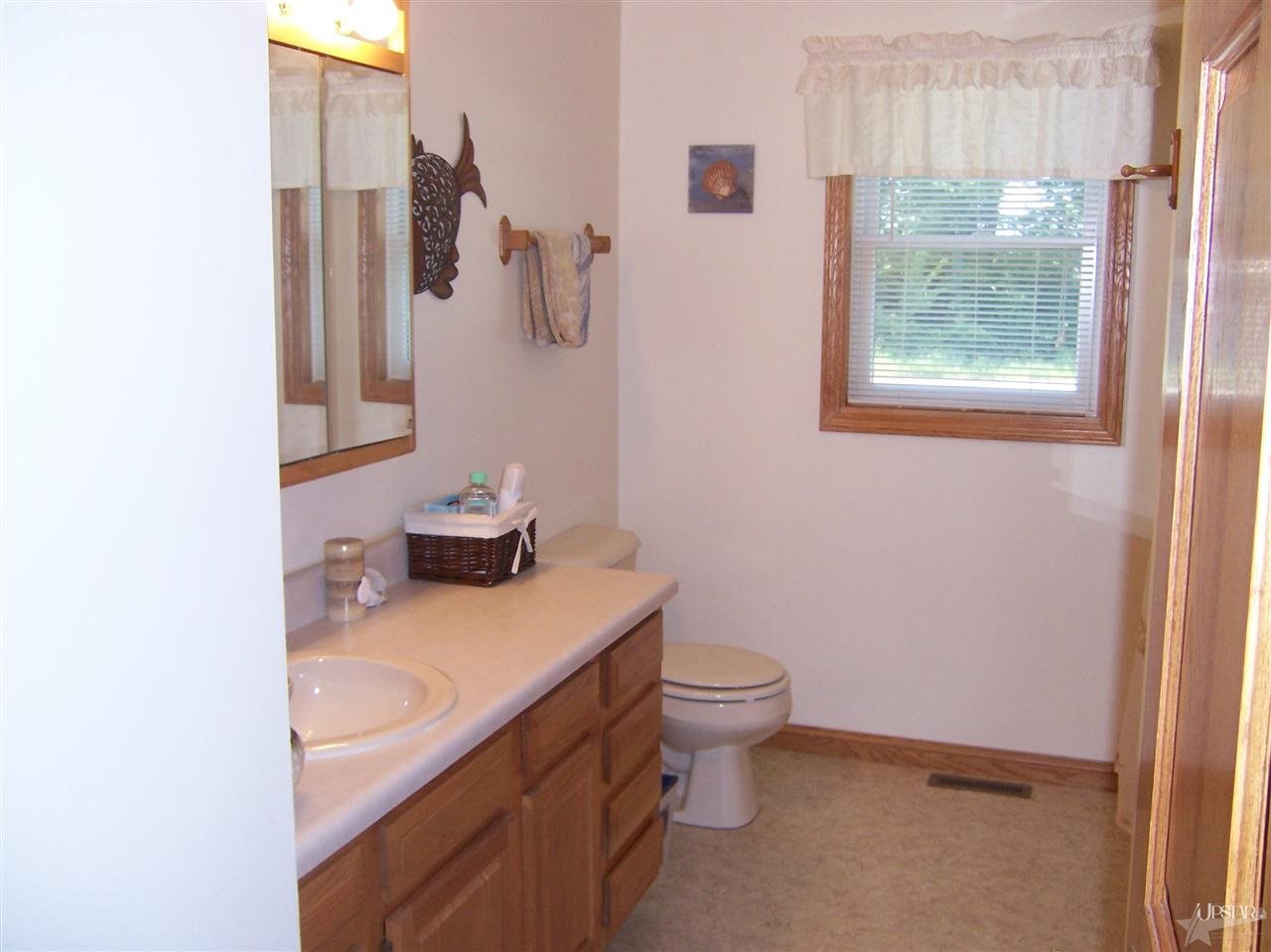 0157 W 045 N, Lagrange, IN 46761 photo 13