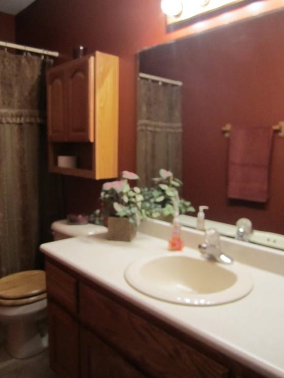 1402 Elm St, Auburn, IN 46706 photo 14