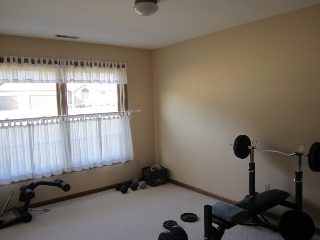 1402 Elm St, Auburn, IN 46706 photo 13