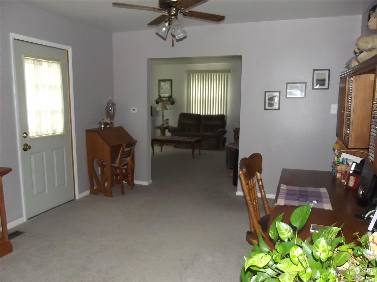 414 W Whitley St, Churubusco, IN 46723 photo 6