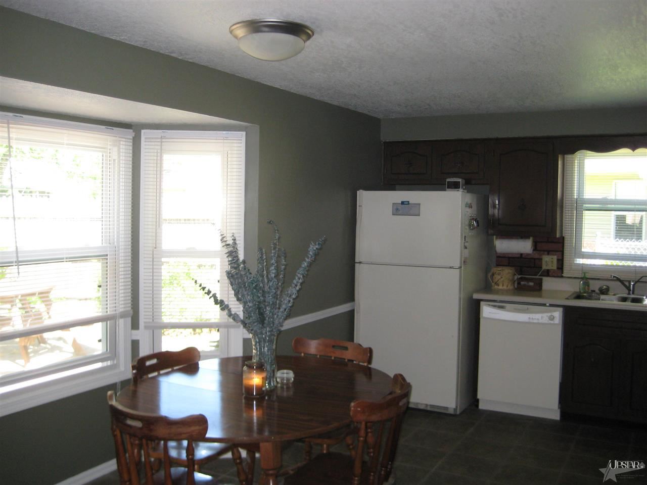 3901 Oakhurst Dr, Fort Wayne, IN 46815 photo 8