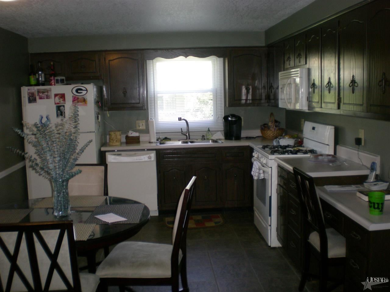 3901 Oakhurst Dr, Fort Wayne, IN 46815 photo 4