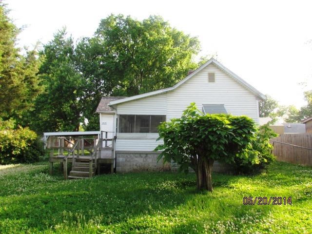 312 Division St, Uniontown, KY 42461 photo 1