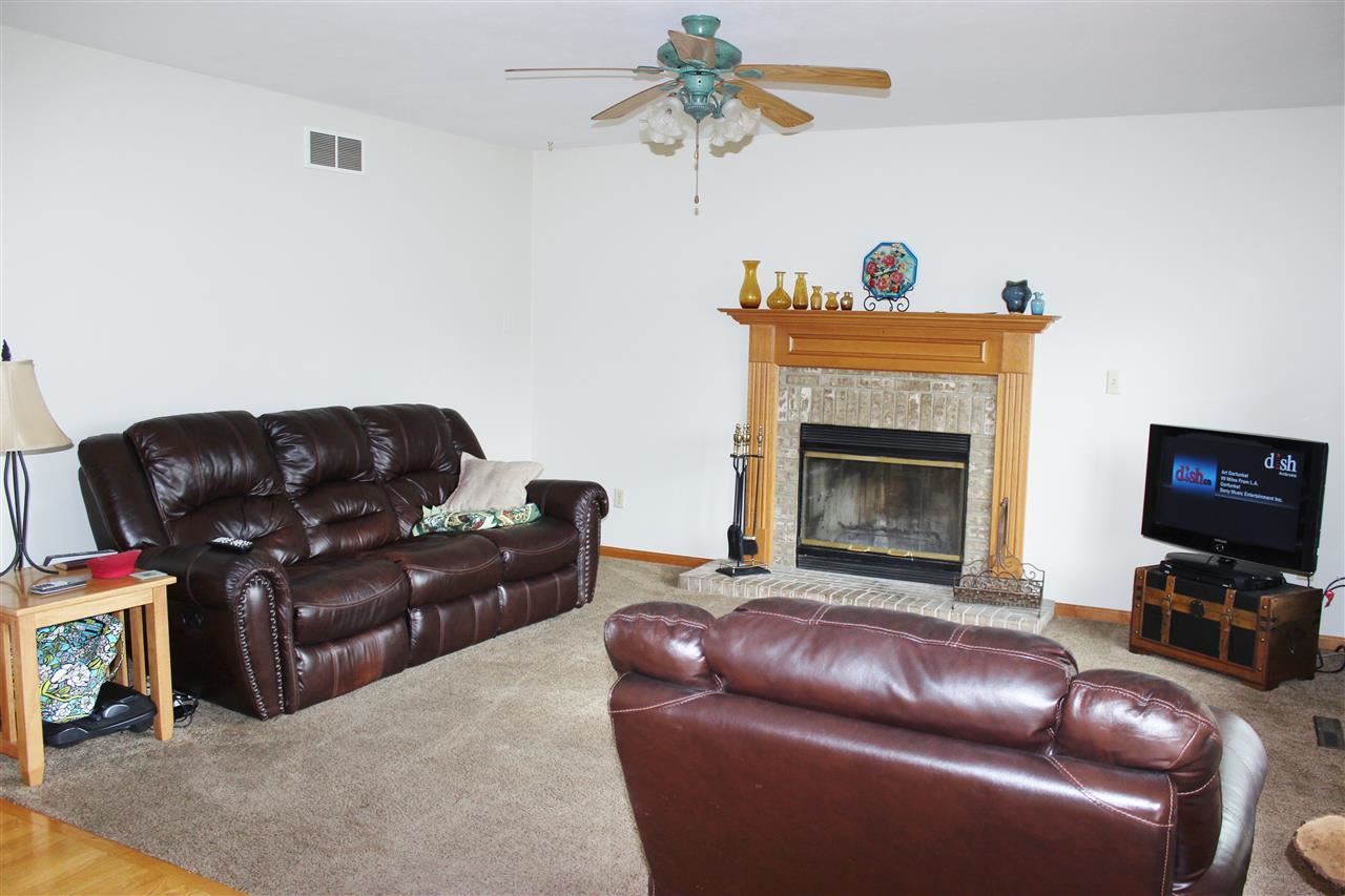 19296 Yoder Dr, Goshen, IN 46528 photo 5