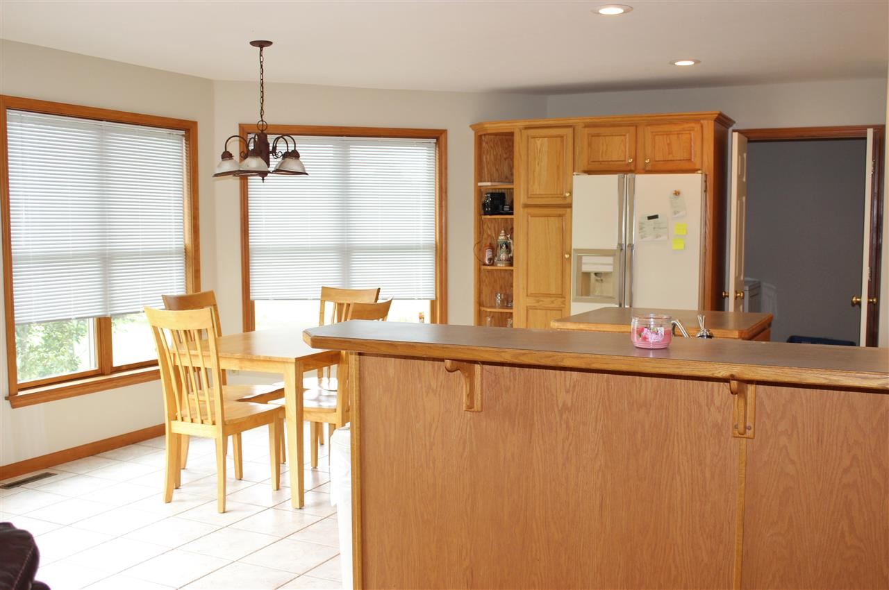 19296 Yoder Dr, Goshen, IN 46528 photo 7