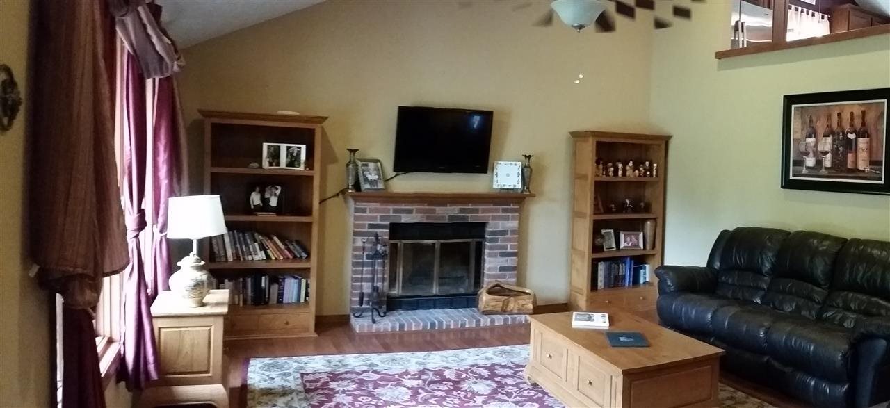 1815 E Greenbriar Ln, Bloomington, IN 47401 photo 9