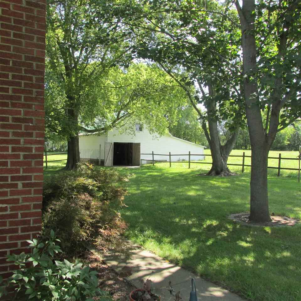 6639 W 800 S, Westpoint, IN 47992 photo 4