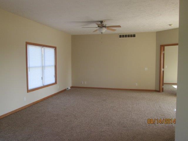 4085 N Old Port Rd, Warsaw, IN 46582 photo 5