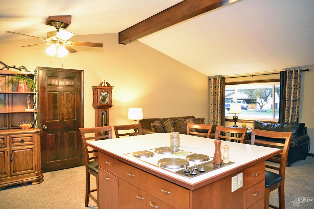13525 Fairview Dr, Grabill, IN 46741 photo 5