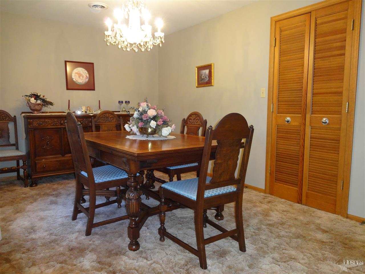 3712 Bramblecrest Dr, Fort Wayne, IN 46815 photo 8