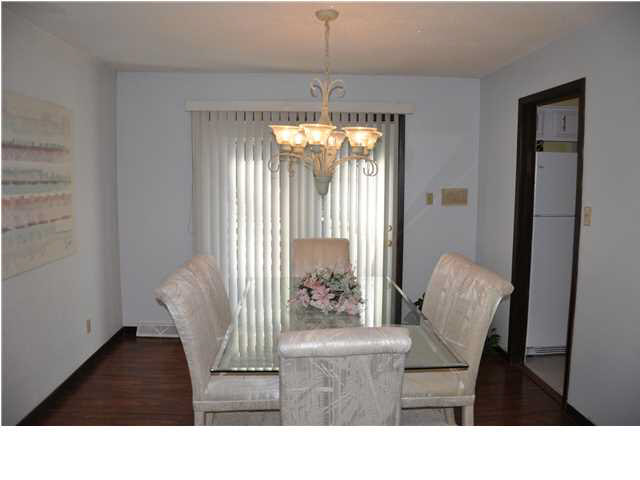 6790 Henze Rd, Evansville, IN 47720 photo 5