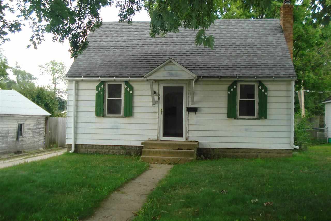414 N Baltimore St, Bremen, IN 46506 photo 2