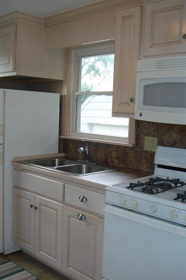 414 N Baltimore St, Bremen, IN 46506 photo 10