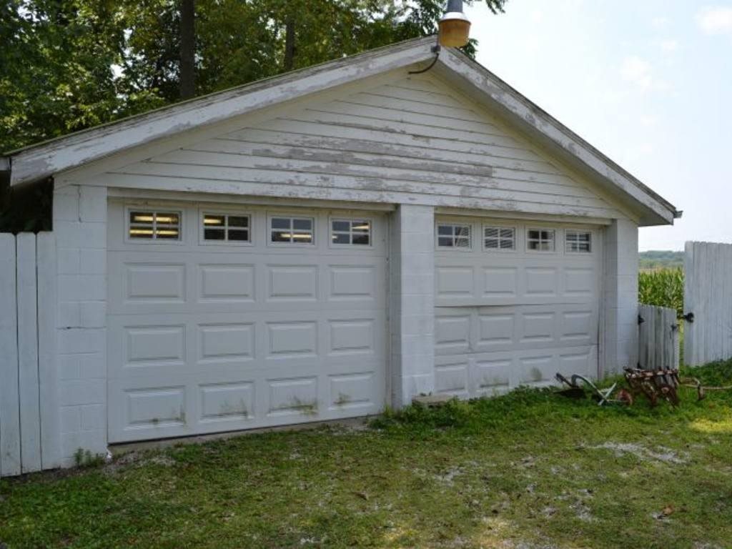 4845 Daylight Dr, Evansville, IN 47725 photo 2