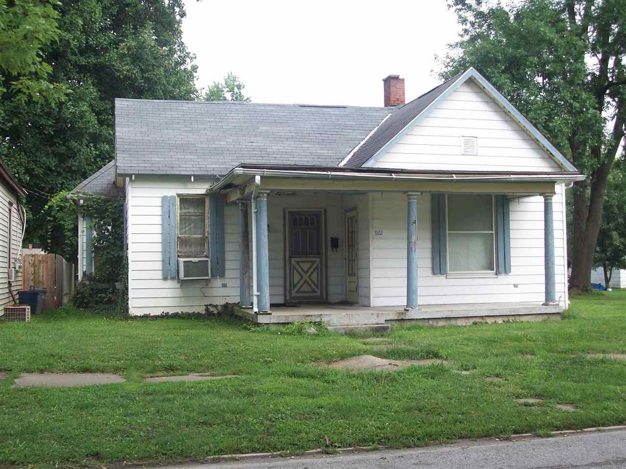 922 S Race St, Princeton, IN 47670 photo 1