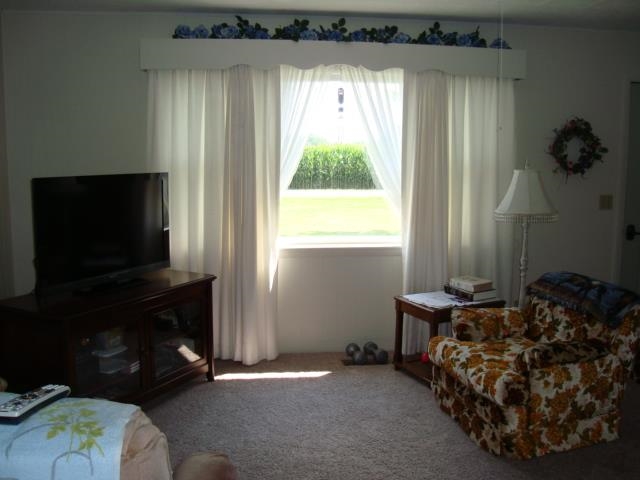 362 W 625 N, Sharpsville, IN 46068 photo 3