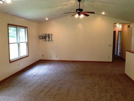 60703 Whitethorn Ln, Goshen, IN 46528 photo 5