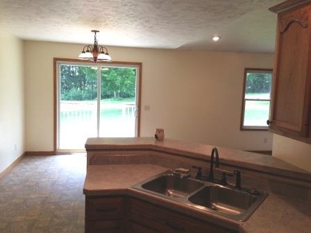 60703 Whitethorn Ln, Goshen, IN 46528 photo 3