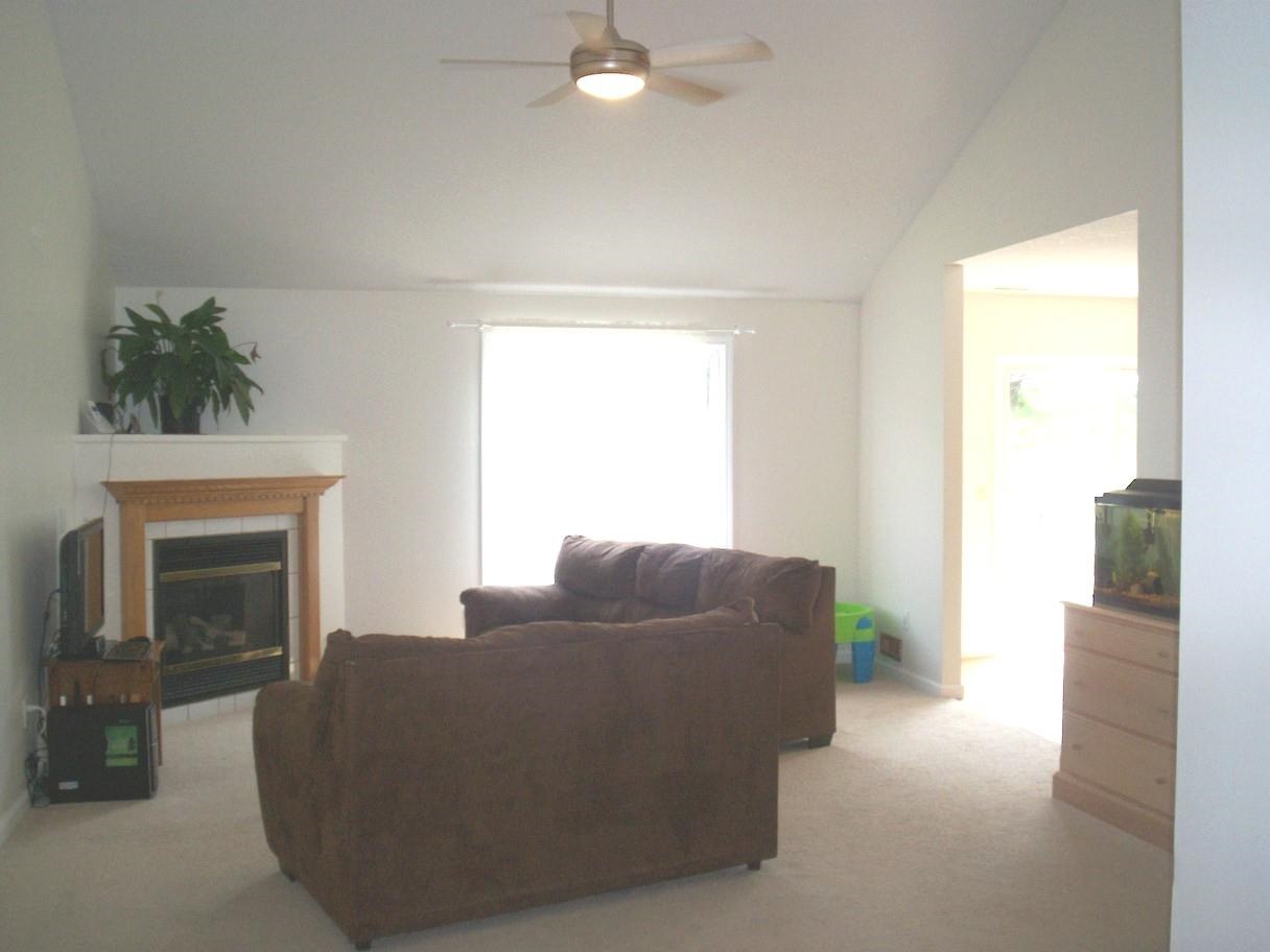 8402 Red Shank Ln, Fort Wayne, IN 46825 photo 2